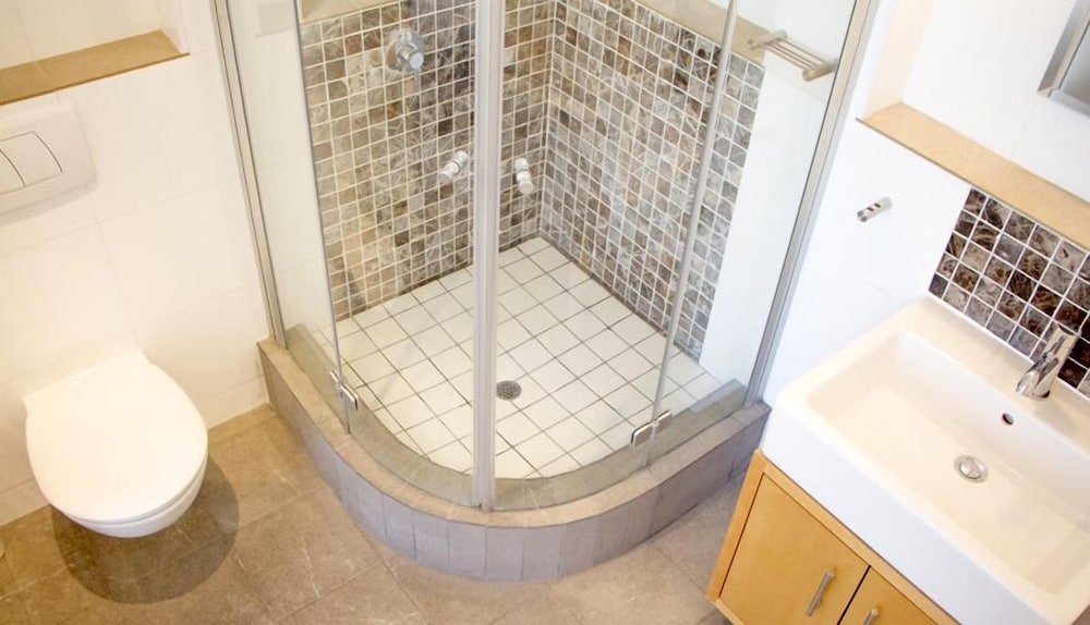 ITC Hospitality Group Two Bedrooms Cartwright's Corner 41/45