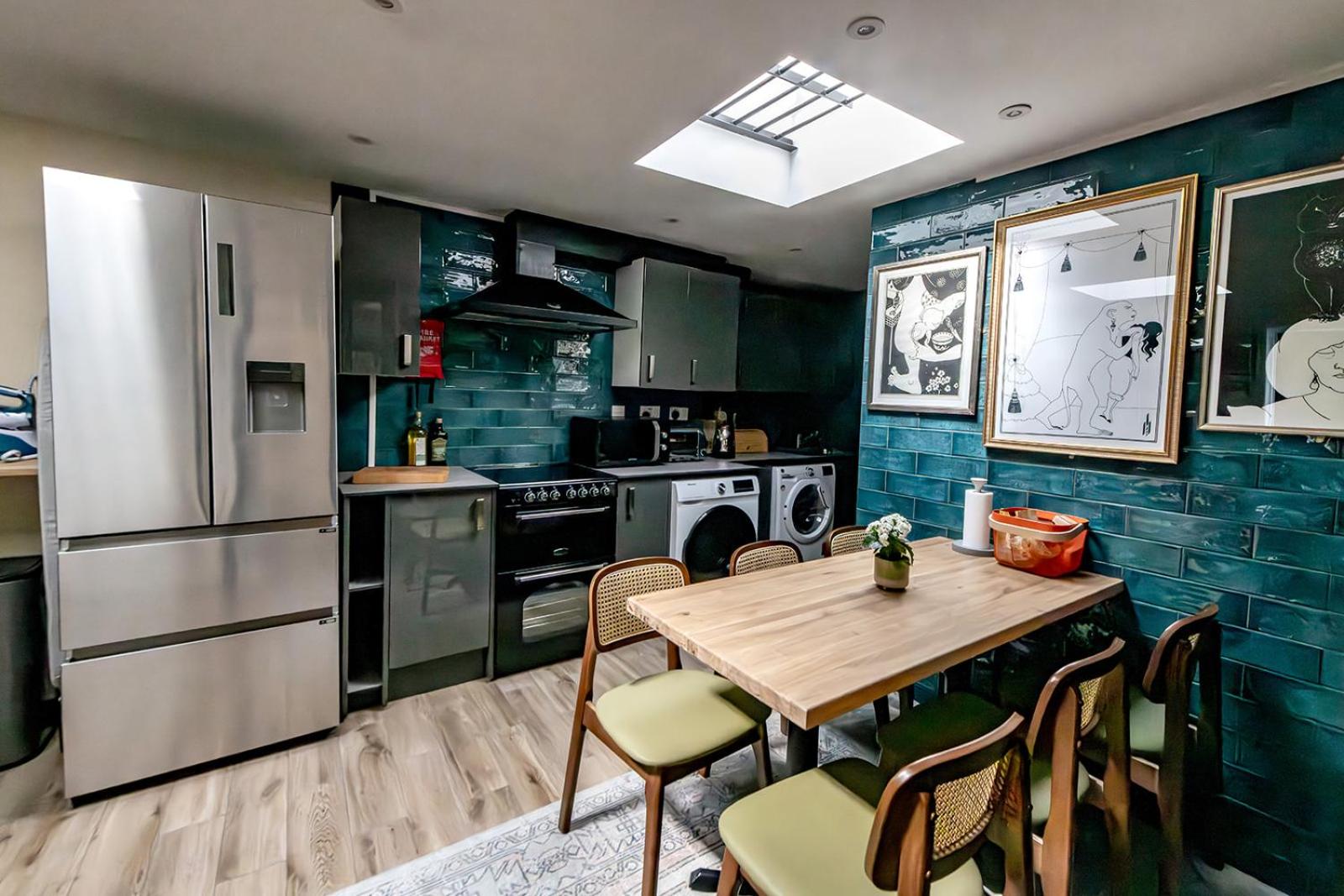 82A Dalston Lane Terrace 21/23