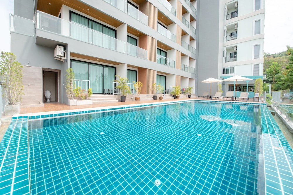 Capital O 631 Blooming Hill Boutique Suites 6/50