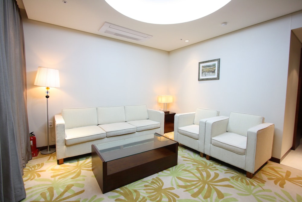 Raon Hotel And Resort 24/45