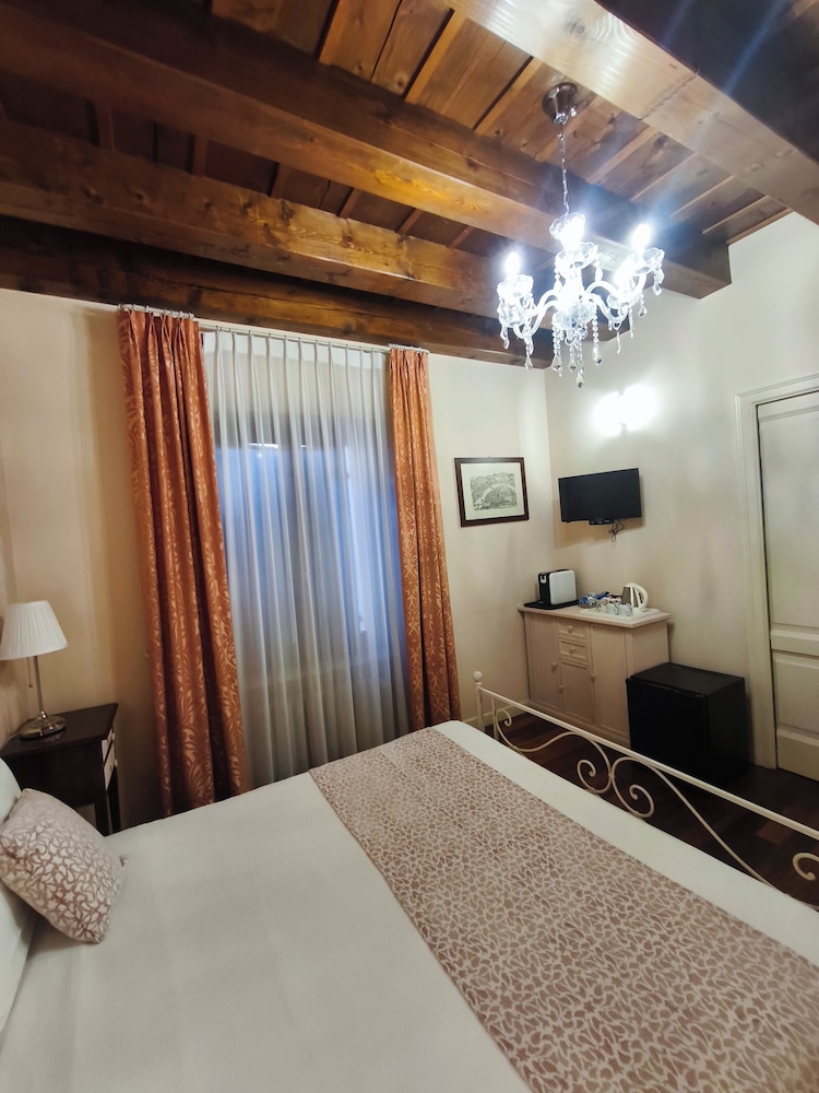 Relais A Ponte Pietra 18/50
