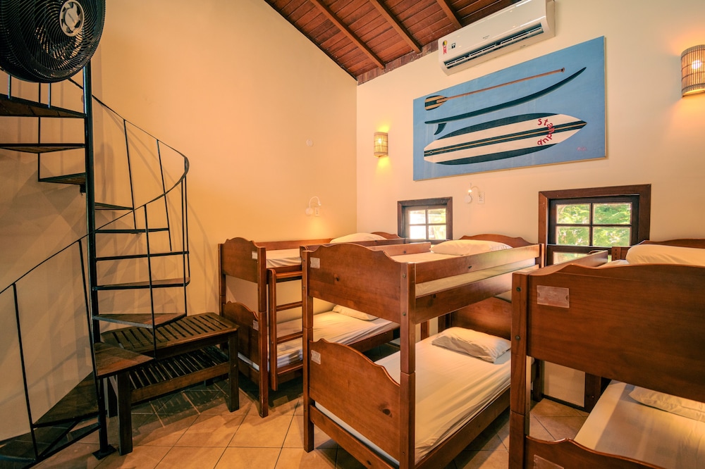 Bamboo Buzios Hostel 27/50