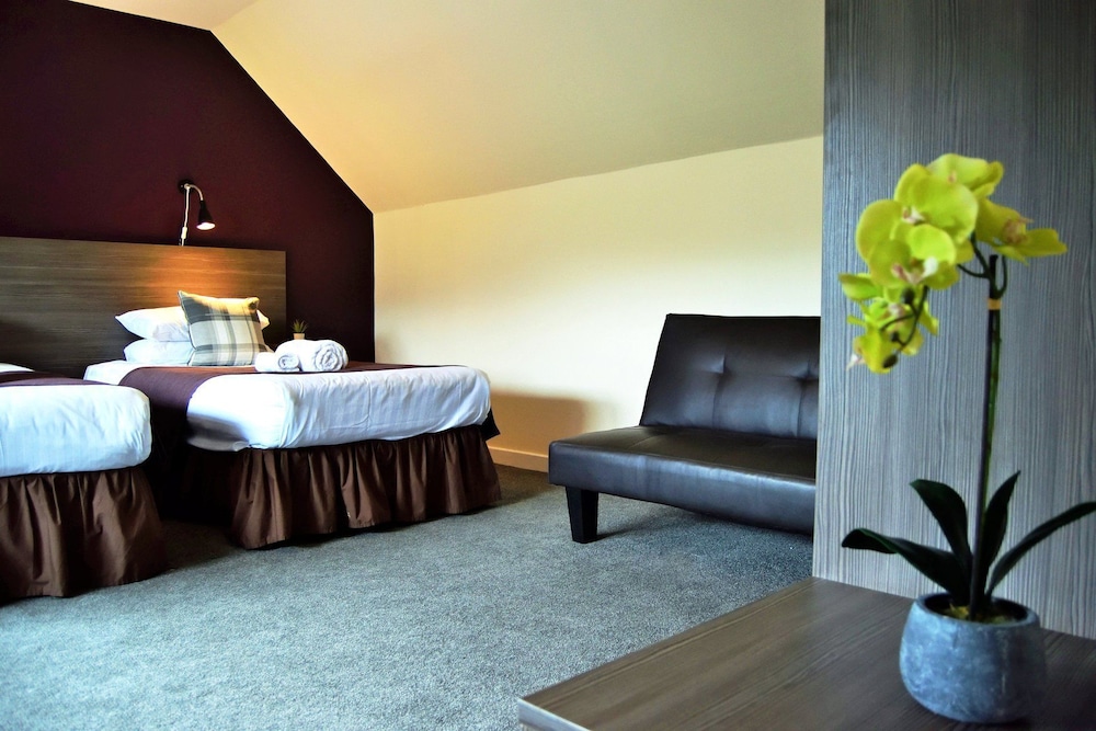 The Breadalbane Arms Room Only Hotel 22/38