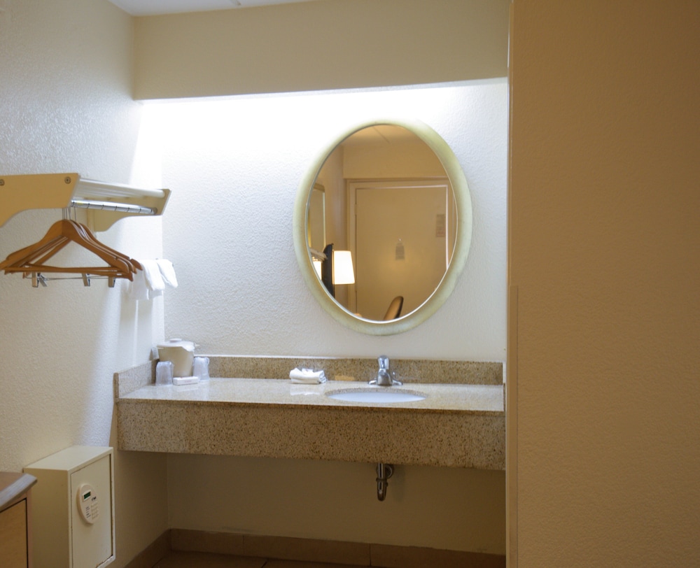 Red Roof Inn Lafayette La 36/40