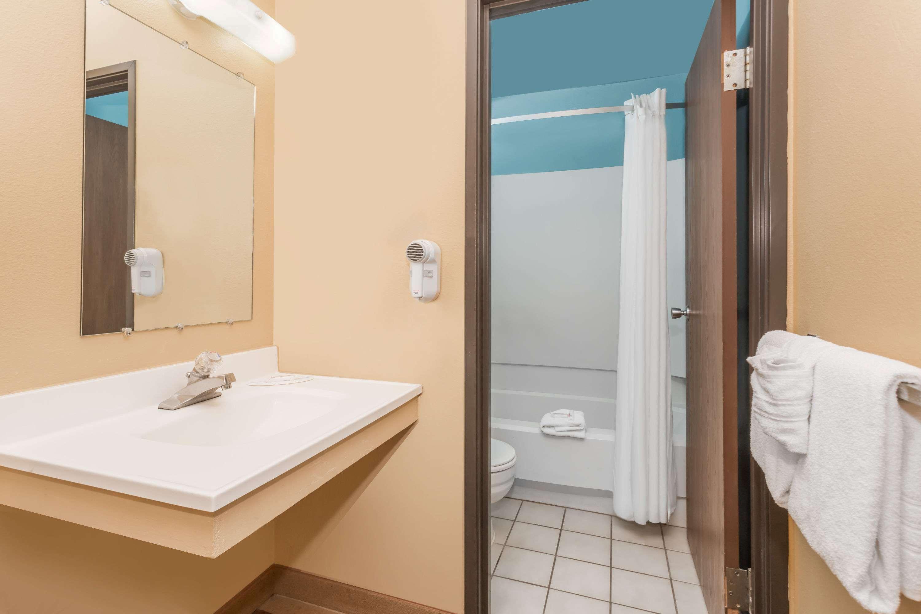 Super 8 by Wyndham Dillon/Breckenridge Area 25/25
