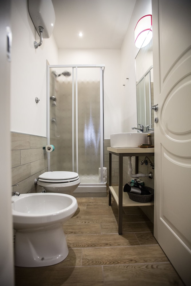 Chic Town Luxury Rooms 62/69