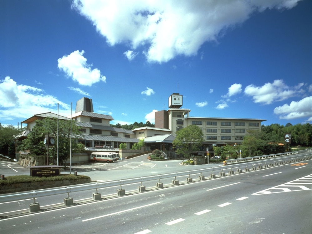 NARA PARK HOTEL 45/50