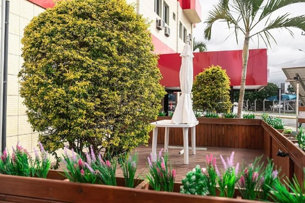 Eco Hotel 46/50