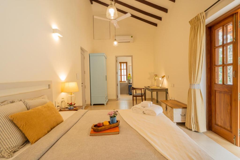 Elivaas Celest - 4 BHK Villa with private pool, Arpora 23/59