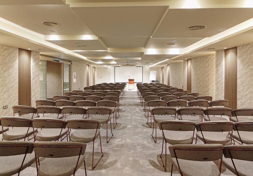 Leonardo Hotel Athens City Center 52/58