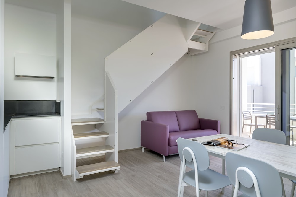 Youmami Lifestyle Suite Hotel 14/24