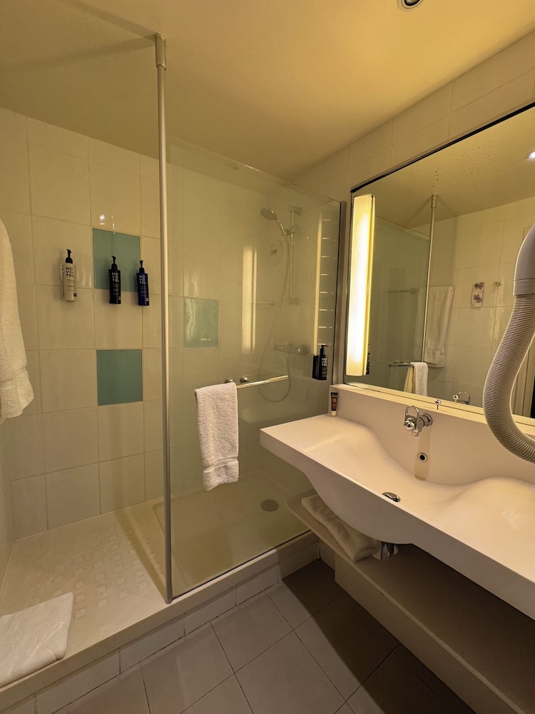 Novotel Dakar 63/63