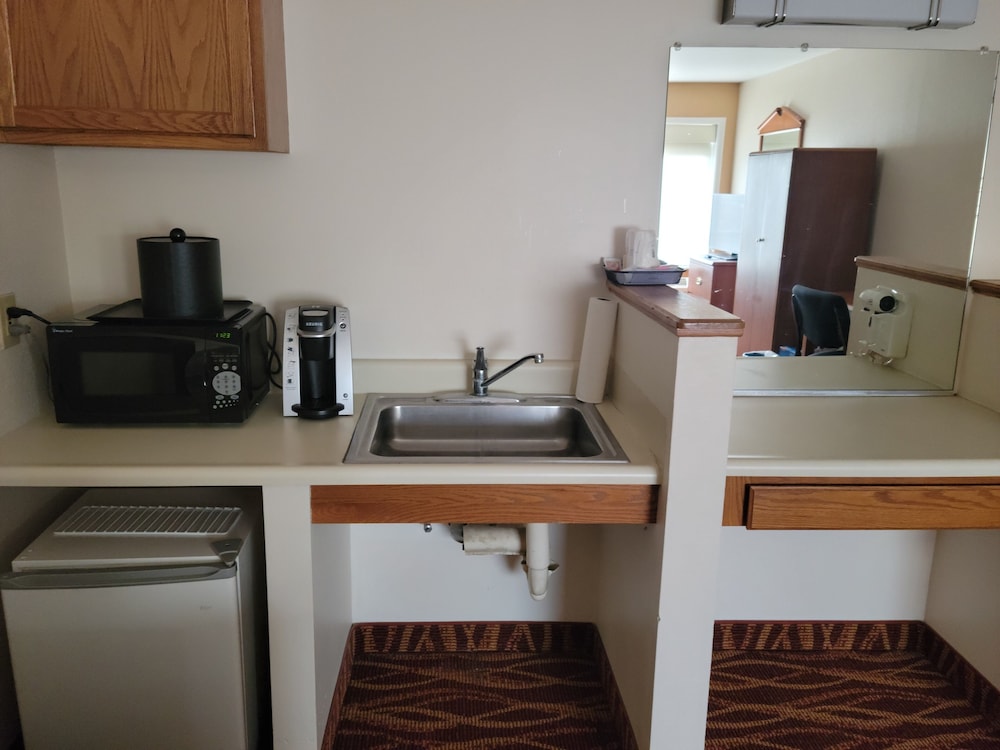HAWTHORN SUITES BY WYNDHAM ALLENTOWN-FOGELSVILLE 34/46