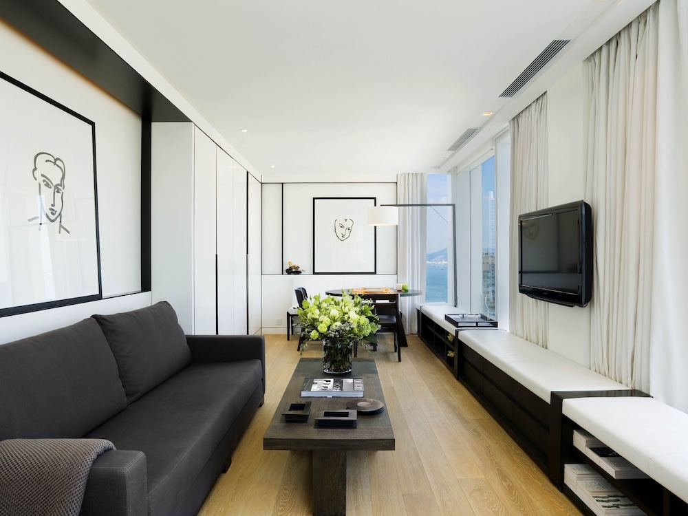 THE JERVOIS 31/50