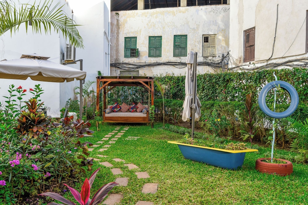 Beyt Al Salaam Boutique Hotel 57/63
