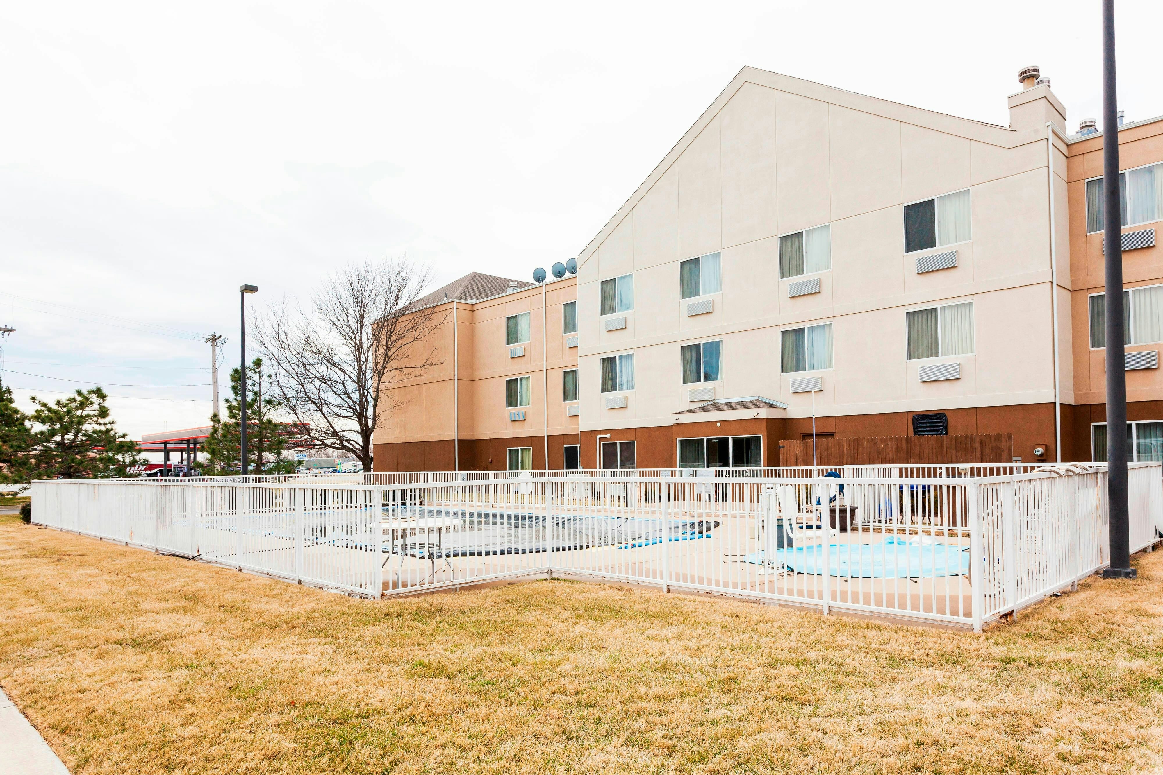 Fairfield Inn Ponca City 2/26