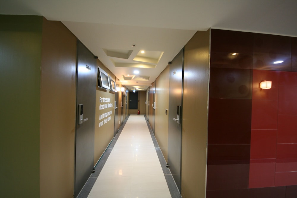 Star Guest House 3/45