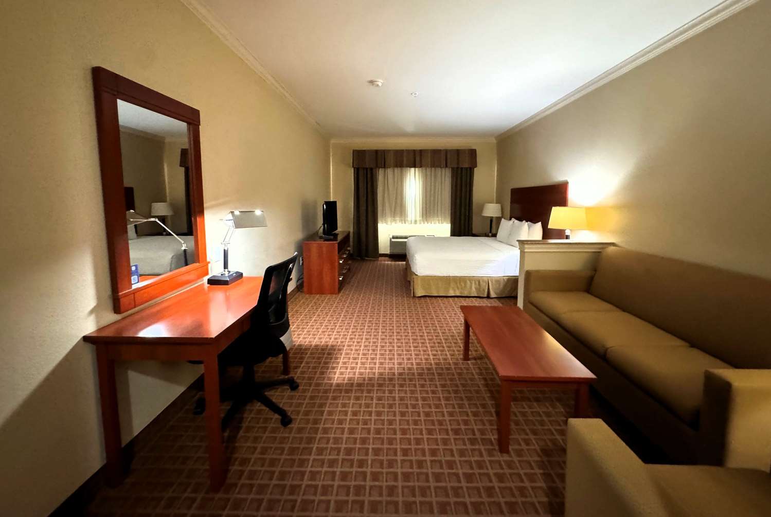 Ramada By Wyndham College Station 26/55