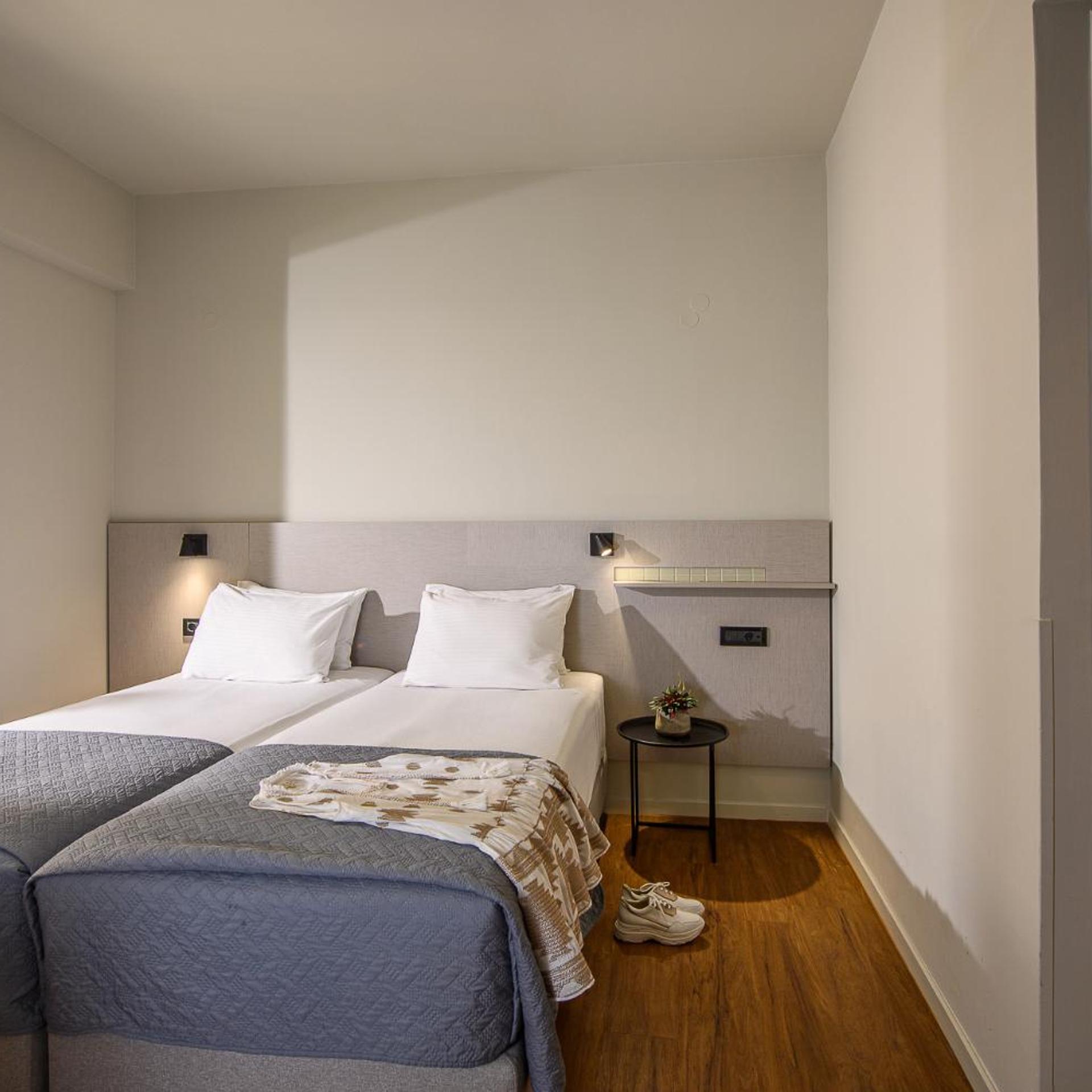 غرفة بسرير مزدوج أو سريرين منفصلين، Marin Hotel 3/10