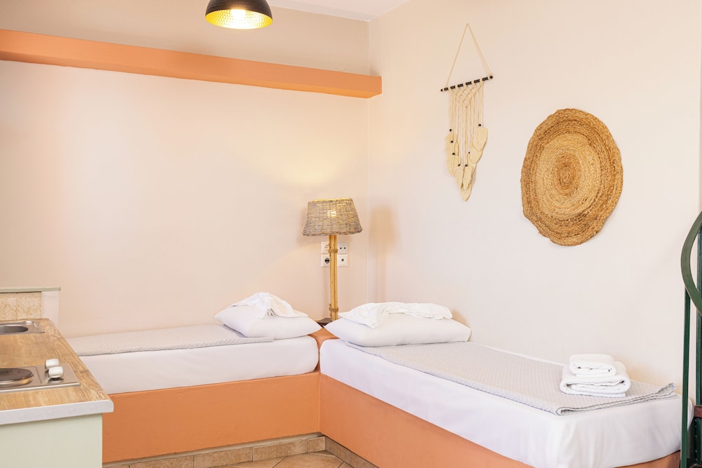 Nisea Hotel Samos 56/106