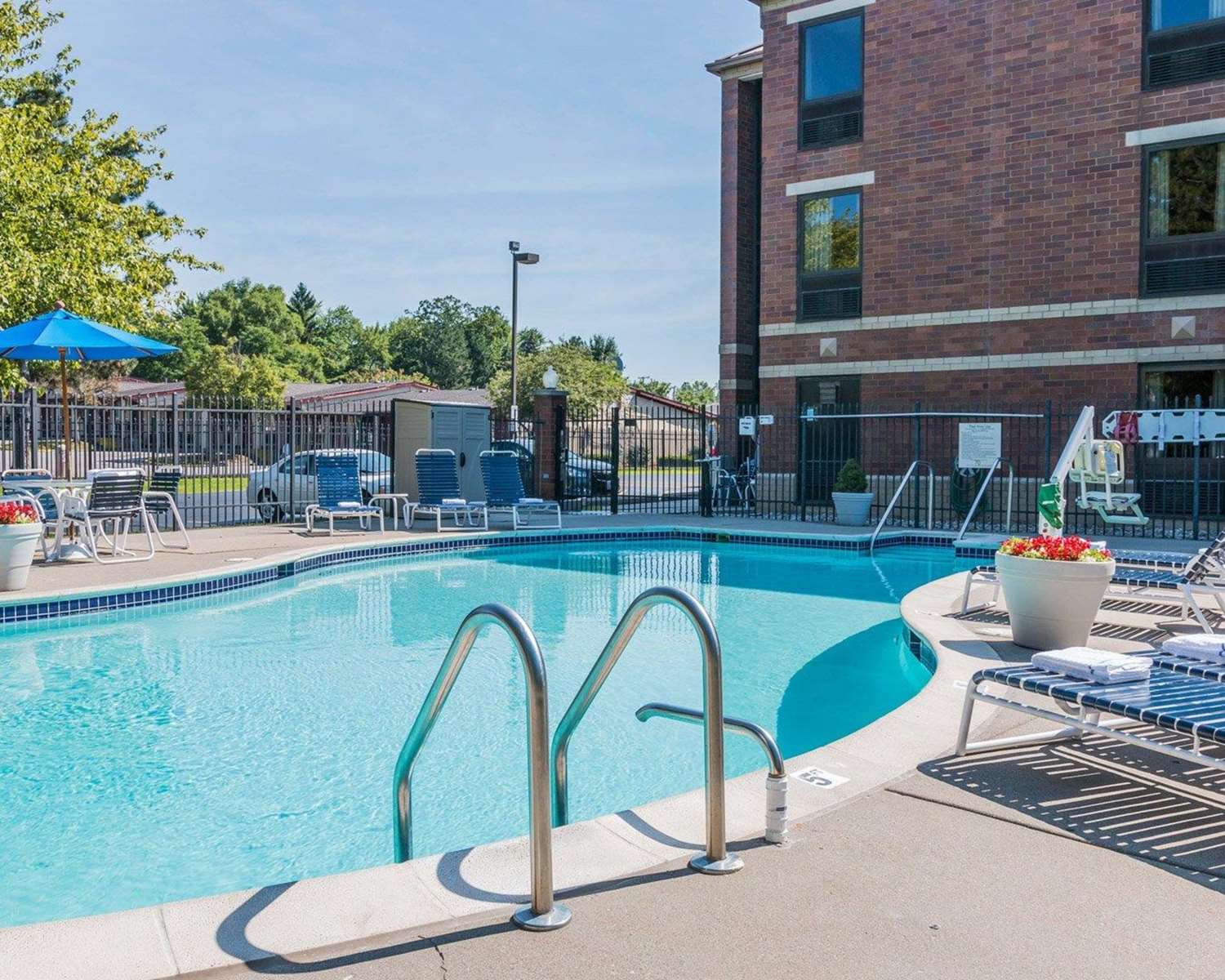 Quality Inn Auburn Hills - Detroit North 28/43