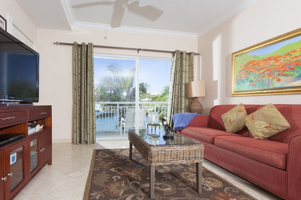 Oyster Bay Beach Resort 32/48