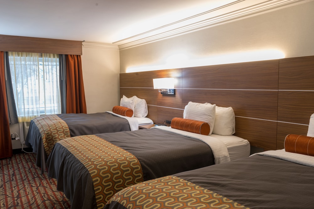 Kalika Hotel Niagara Falls Downtown NY 7/28