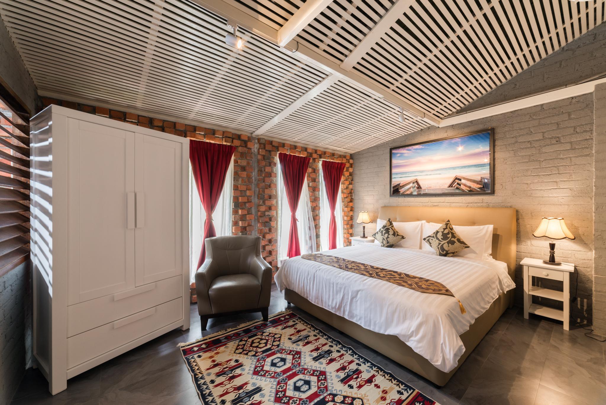 3 Bedrooms, Villa, 1 Queen and 2 King Beds, Ocean Front