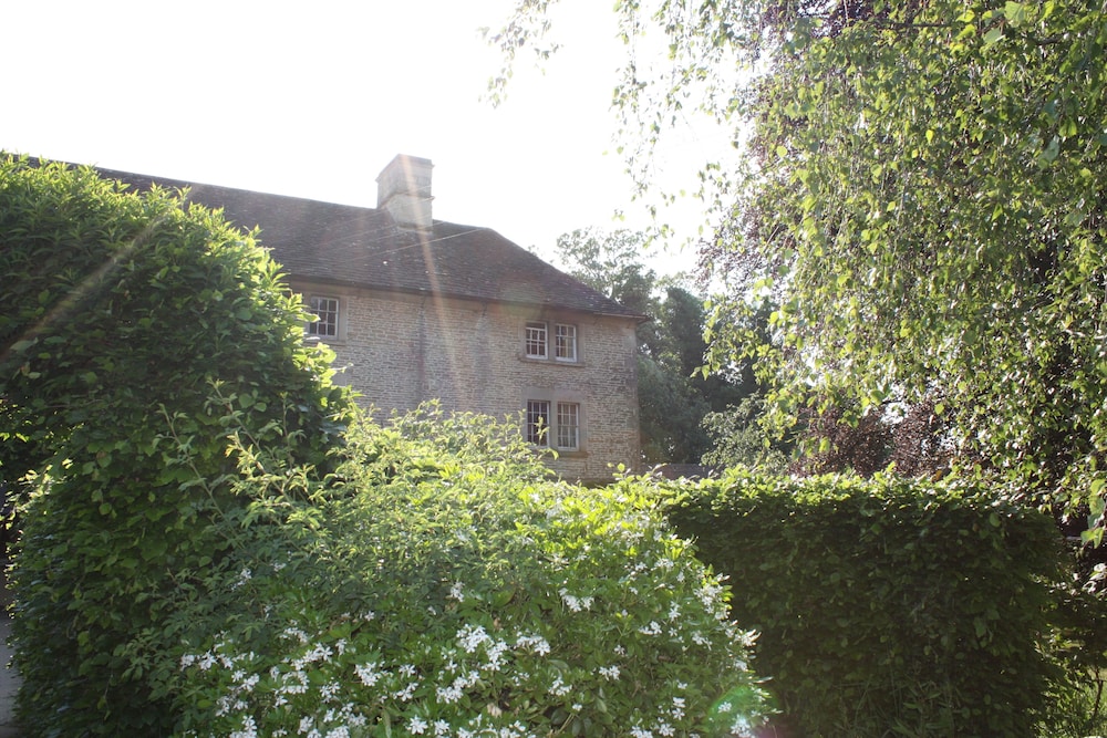 Manor Farm Bed & Breakfast 36/45