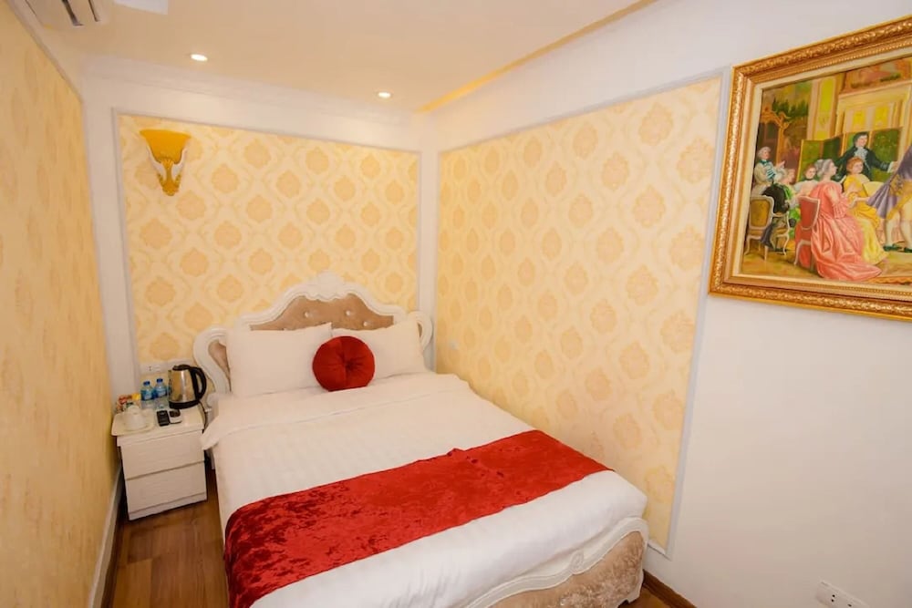 Standard, Double Bed, No Window