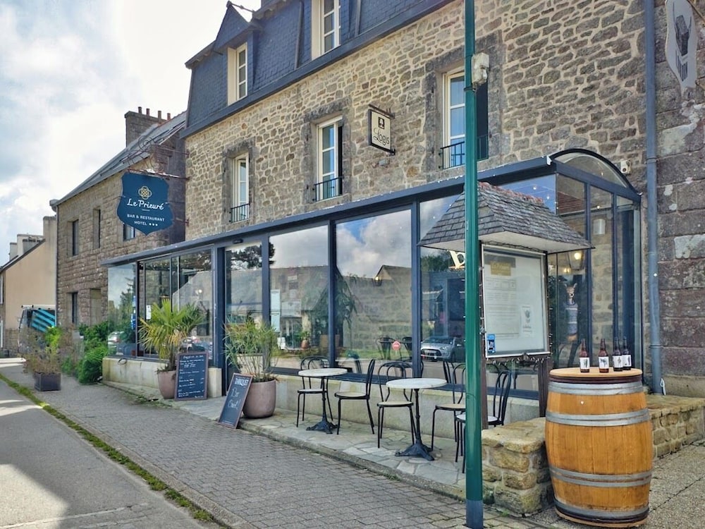 HOTEL LE PRIEURE 12/20