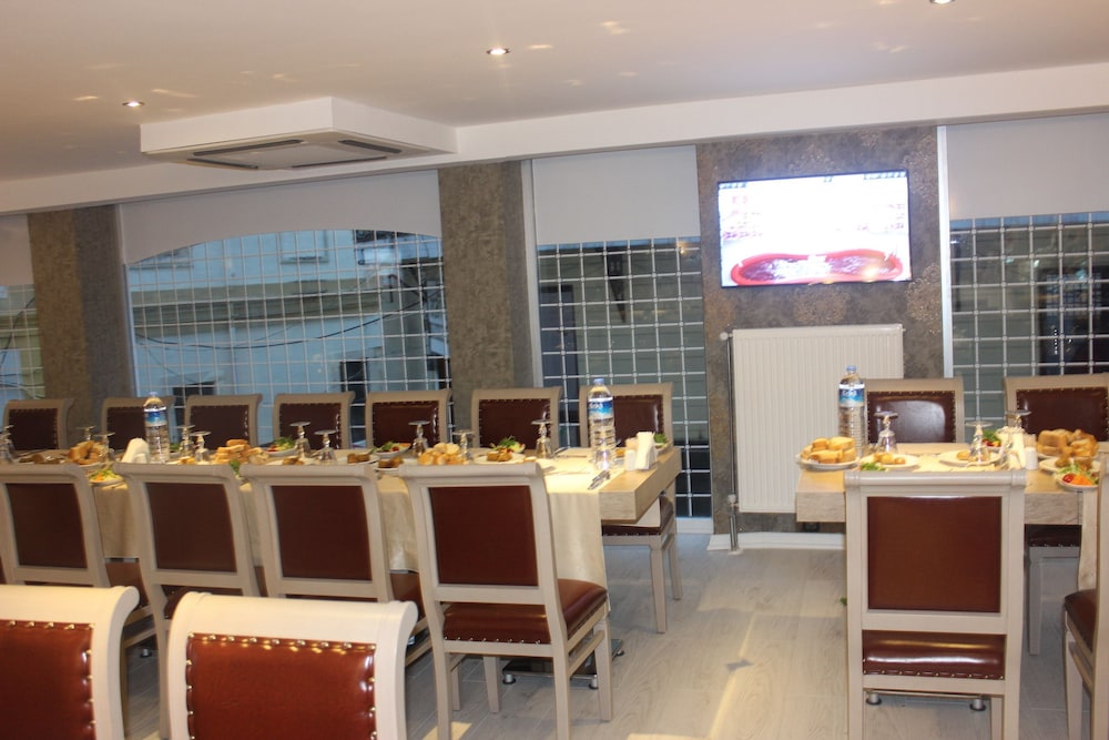 Neba Royal Hotel 42/50