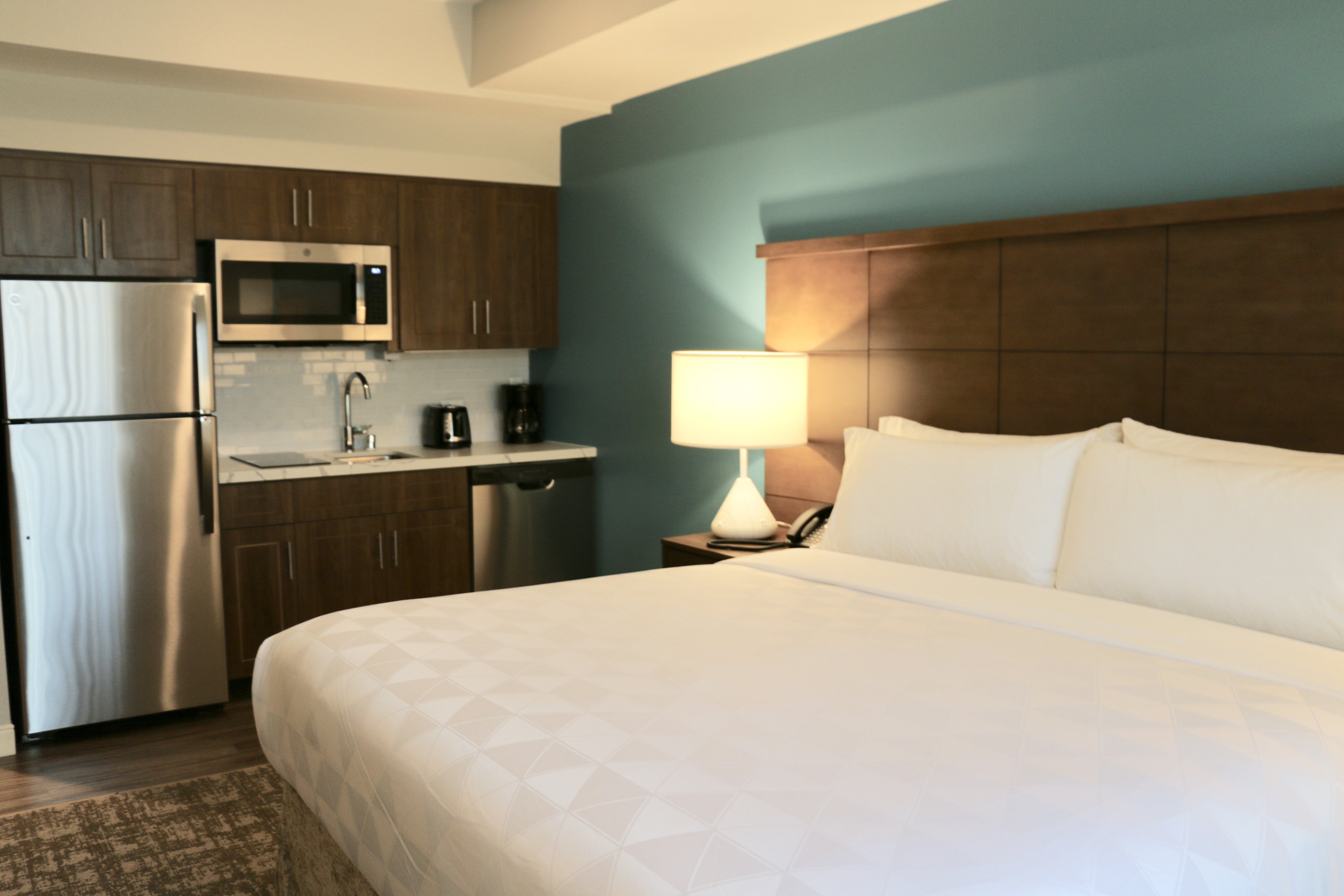 Staybridge Suites Long Beach Airport 11/50