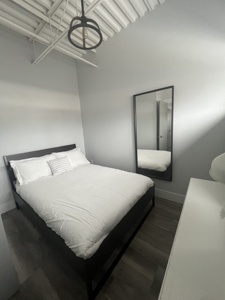 Station 1 - Suites Boutique Hotel 12/50
