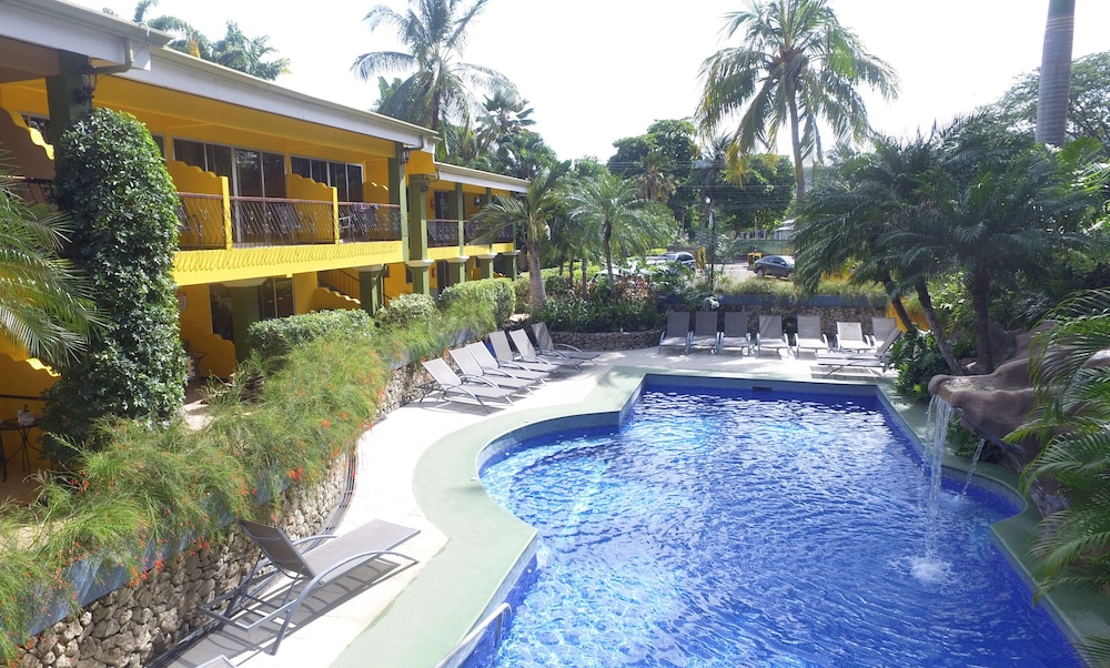 Hotel Mangaby 66/71