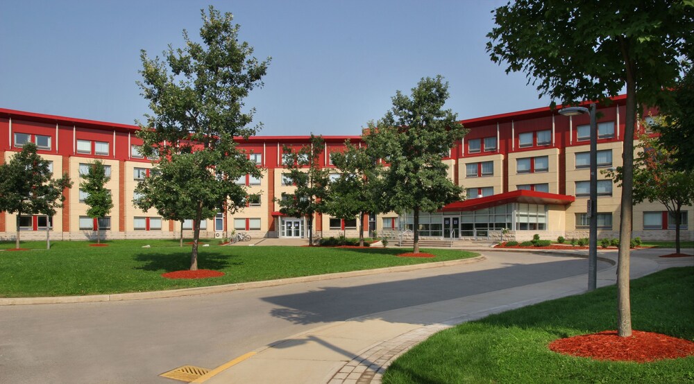 Residence & Conference Centre - Oakville 1/29