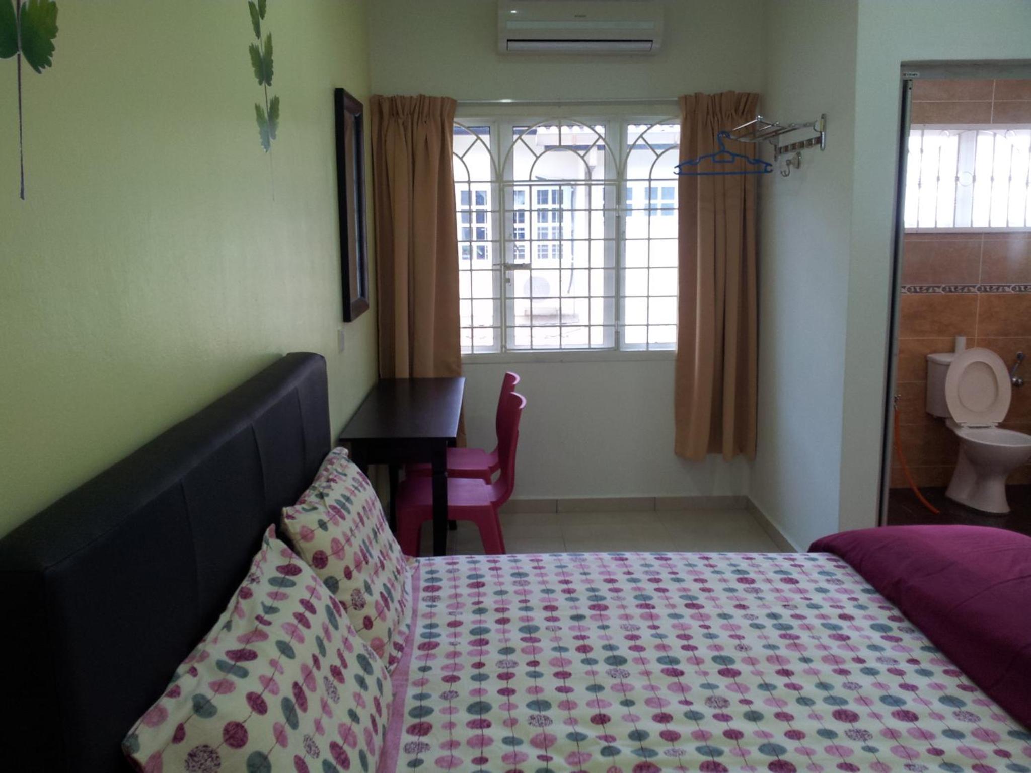 Sunshine Jonker Guesthouse 18/22