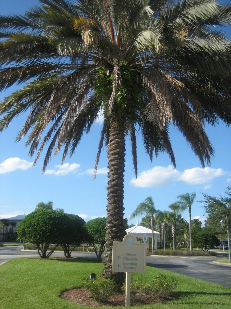 Monumental Hotel Orlando 50/58