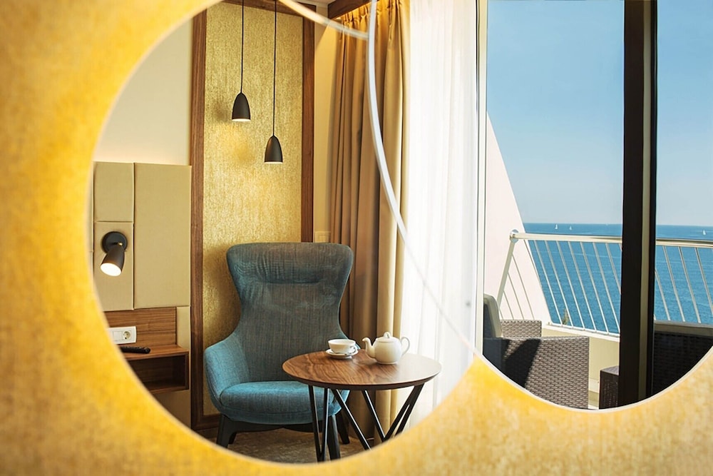 Grand Hotel Bernardin 32/50