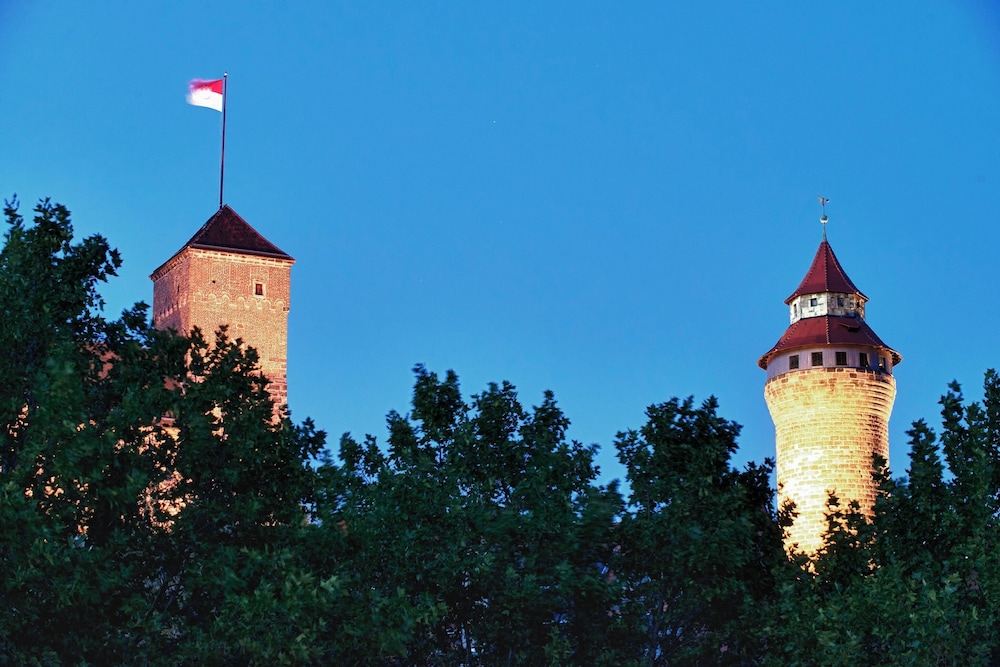 Hotel Agneshof Nurnberg 3/27