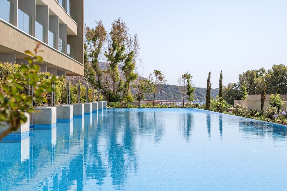 Amada Colossos Resort 68/75