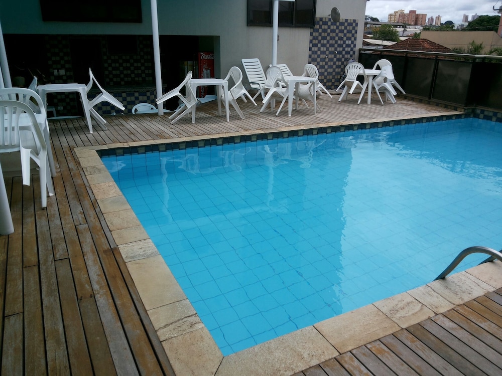 Internacional Hotel 23/35