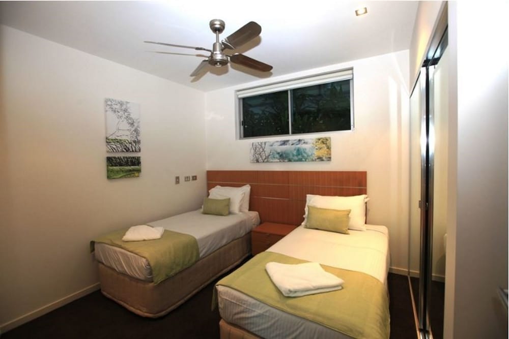 The Beach Cabarita 53/78