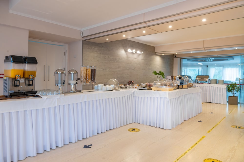 Varres Hotel 6/50