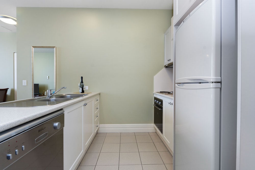 Launceston Central Apartment Hotel 48/51