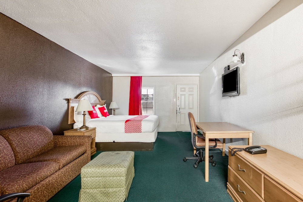 OYO Hotel Bald Knob near Searcy AR 50/71