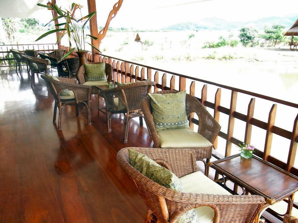 Maekok River Village Resort 28/55