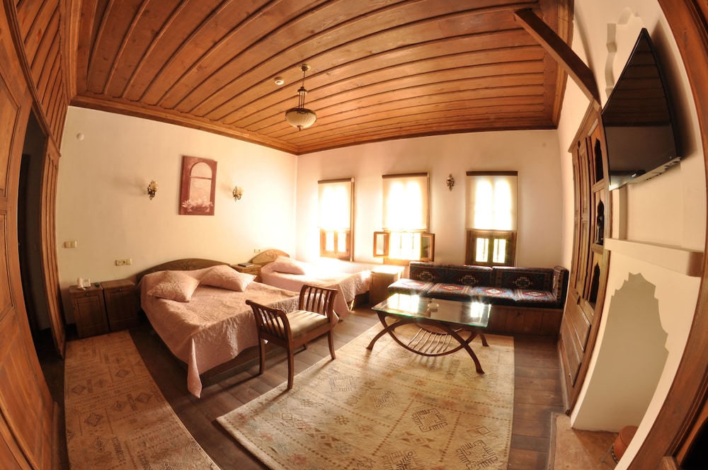 Asmali Konak Hotel 20/50
