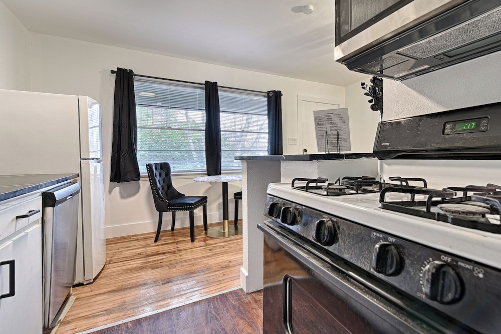 CityPlace bnb 12/33