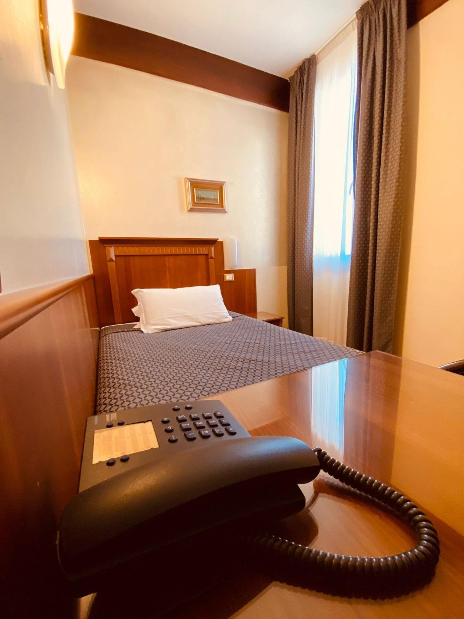 Room, Single, Sea View